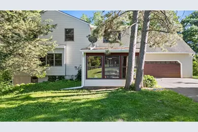 359 Krattley Lane, Hudson, WI 54016 - Photo 4