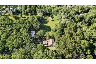 359 Krattley Ln, Hudson, WI 54016 - Photo 2