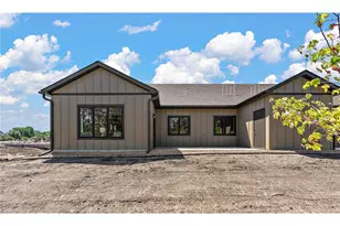 1060 Legend Ln, Troy Township, WI 54022 - Photo 22