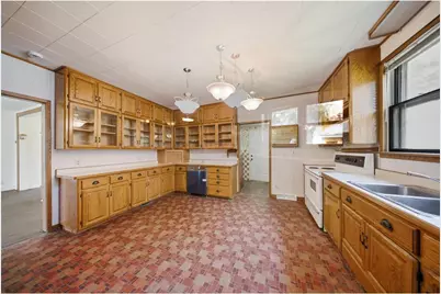 42 Church Street, Houlton, WI 54082 - Photo 4