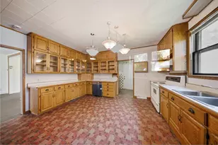 42 Church St, Houlton, WI 54082 - Photo 4