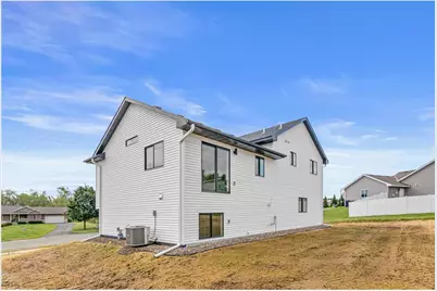 829 N Grant Street, Ellsworth, WI 54011 - Photo 30