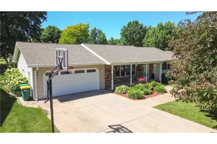 1126 E Division St, River Falls, WI 54022 - Photo 38