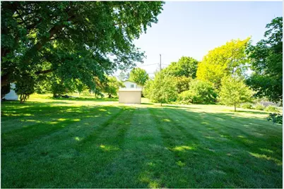 1126 E Division Street, River Falls, WI 54022 - Photo 36
