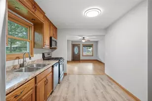 538 N Pearl St, River Falls, WI 54022 - Photo 8