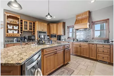 6751 30th Avenue, Eau Claire, WI 54703 - Photo 10