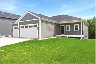 482 Westwood, River Falls, WI 54022 - Photo 4