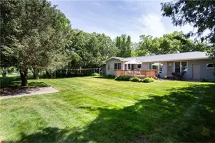 415 N 8th St, River Falls, WI 54022 - Photo 36