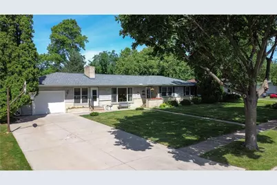 415 N 8th Street, River Falls, WI 54022 - Photo 2