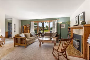 415 N 8th St, River Falls, WI 54022 - Photo 8