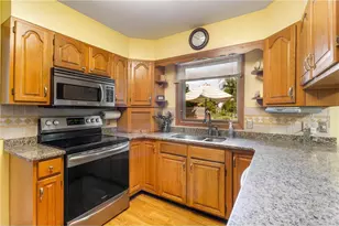 415 N 8th St, River Falls, WI 54022 - Photo 14
