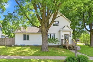 180 S Plum St, Ellsworth, WI 54011 - Photo 4