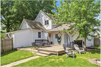 180 S Plum Street, Ellsworth, WI 54011 - Photo 2