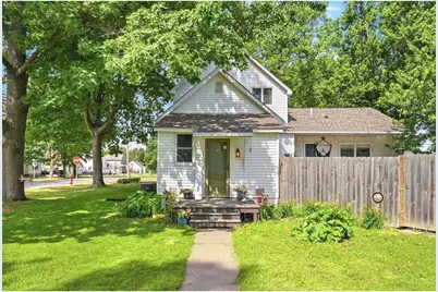 180 S Plum Street, Ellsworth, WI 54011 - Photo 30