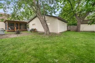 381 Elm St, Prescott, WI 54021 - Photo 4
