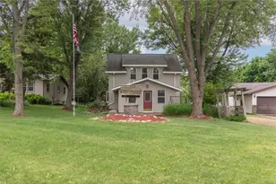 321 Drier St, Durand, WI 54736 - Photo 1
