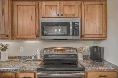 520 Olivia Court, Troy Township, WI 54016 - Photo 18