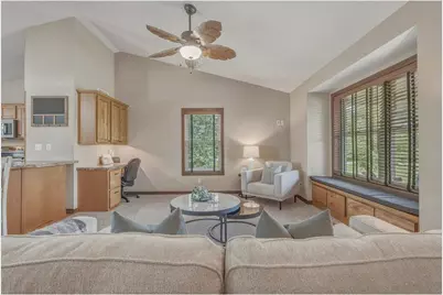 520 Olivia Court, Troy Township, WI 54016 - Photo 8