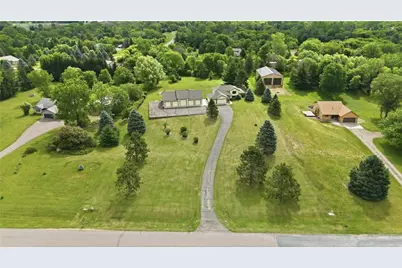 483 Prairie Lane, Hudson, WI 54016 - Photo 2