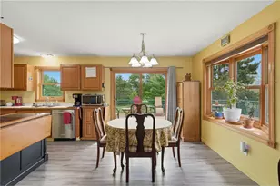 483 Prairie Ln, Hudson, WI 54016 - Photo 10