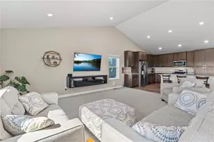 1907 Meridian Curve, Carver, MN 55315 - Photo 22