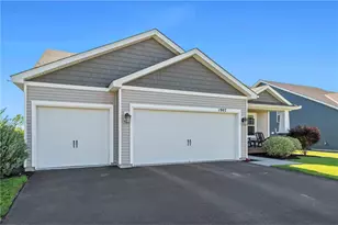1907 Meridian Curve, Carver, MN 55315 - Photo 12