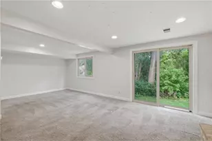 4250 Thornhill Ln, Vadnais Heights, MN 55127 - Photo 22