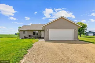 1469 142nd St, Richmond, WI 54017 - Photo 2