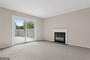 7654 Dunmore Rd, Woodbury, MN 55125 - Photo 6