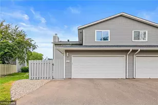 7654 Dunmore Rd, Woodbury, MN 55125 - Photo 2