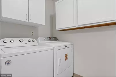 7654 Dunmore Road, Woodbury, MN 55125 - Photo 32