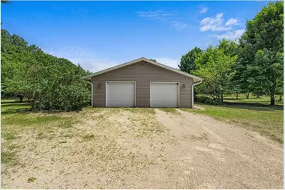 1041 River Drive, River Falls, WI 54022 - Photo 36
