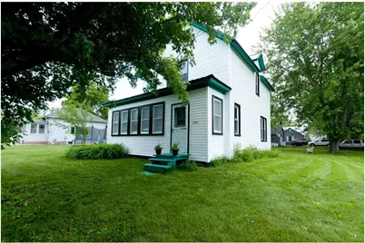 301 N 10th Street, Cameron, WI 54822 - Photo 6