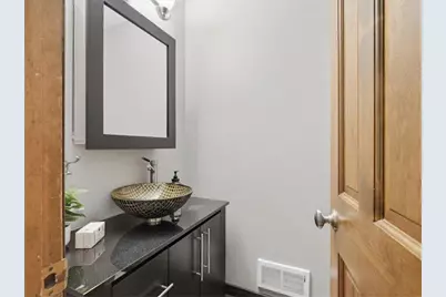 9331 Cedar Forest Road, Eden Prairie, MN 55347 - Photo 32
