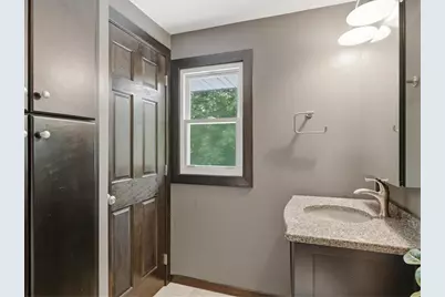 9331 Cedar Forest Road, Eden Prairie, MN 55347 - Photo 30
