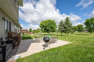 293 Birch St, Baldwin, WI 54002 - Photo 8