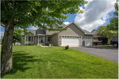 293 Birch Street, Baldwin, WI 54002 - Photo 2