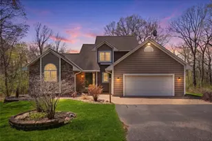 208 Country Oaks Rd, Troy Township, WI 54022 - Photo 4