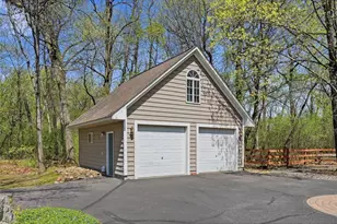 208 Country Oaks Rd, Troy Township, WI 54022 - Photo 32