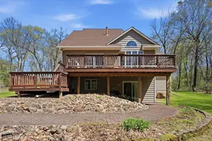 208 Country Oaks Rd, Troy Township, WI 54022 - Photo 34