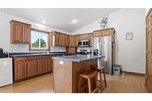 312 Country Ln, Durand, WI 54736 - Photo 8