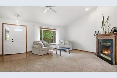 312 Country Lane, Durand, WI 54736 - Photo 4