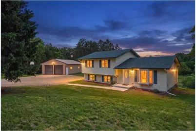 710 Kinney Road, Hudson, WI 54016 - Photo 2