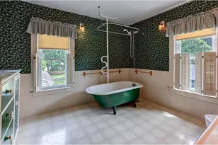 520 12th St, Menomonie, WI 54751 - Photo 28