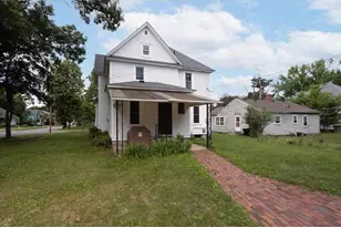 520 12th St, Menomonie, WI 54751 - Photo 36