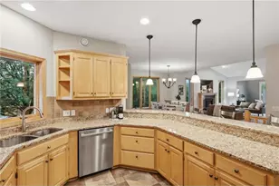 20584 Kearney Path, Lakeville, MN 55044 - Photo 6