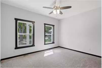 537 N Pearl Street, River Falls, WI 54022 - Photo 20