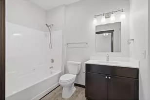 537 N Pearl St, River Falls, WI 54022 - Photo 18