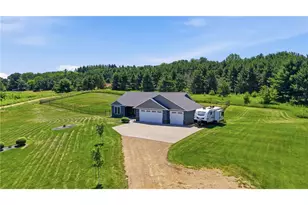 911 67th Ave, Hudson, WI 54016 - Photo 32