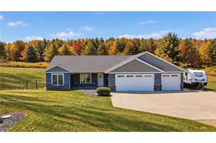911 67th Ave, Hudson, WI 54016 - Photo 1